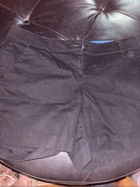 Isaac Mizrahi Black Garment with Pink Label